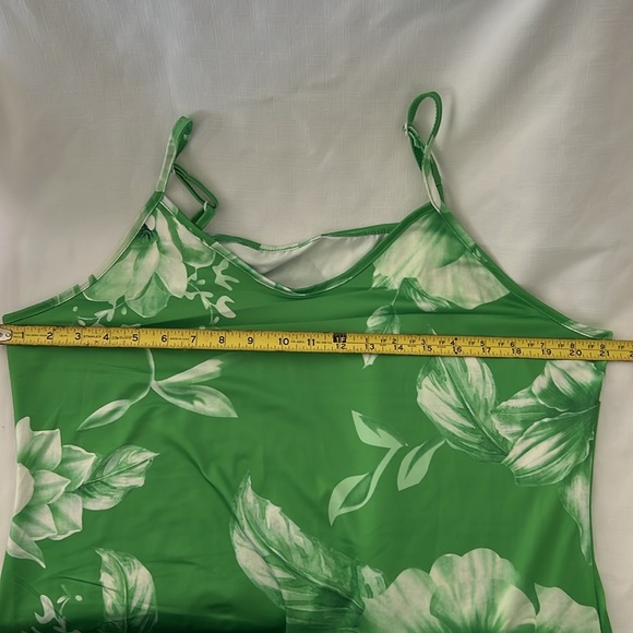 Maxi~Dress / Spaghetti Straps / Green & White Floral - Picture 8 of 11